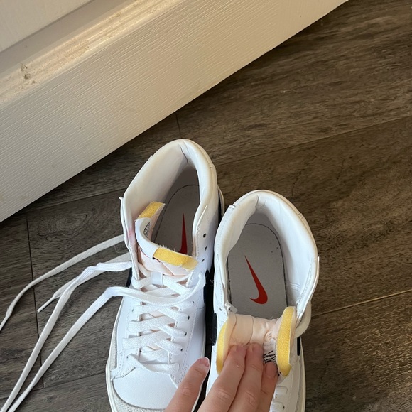 Nike Blazer 77 Women's 6 - Picture 4 of 4